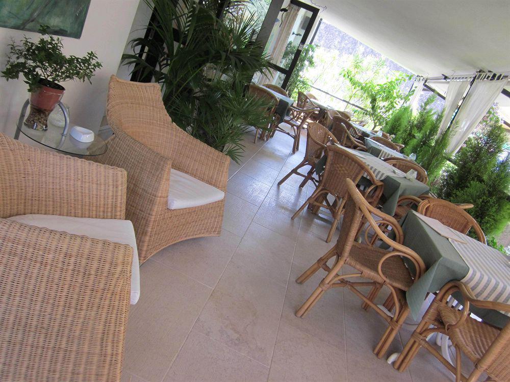 Hotel Marina Торри-дель-Бенако Экстерьер фото